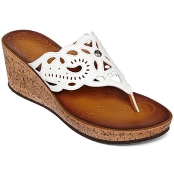 clarks white wedges